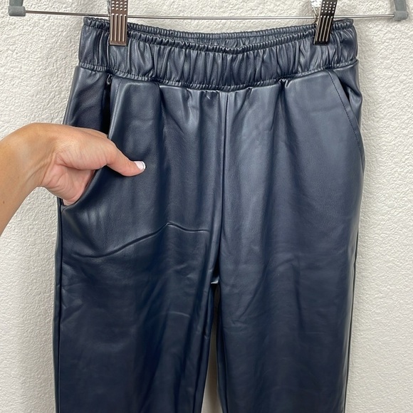 New WeWoreWhat Vegan Leather Jogger Pants Pull On Black Sz XS - Picture 4 of 13